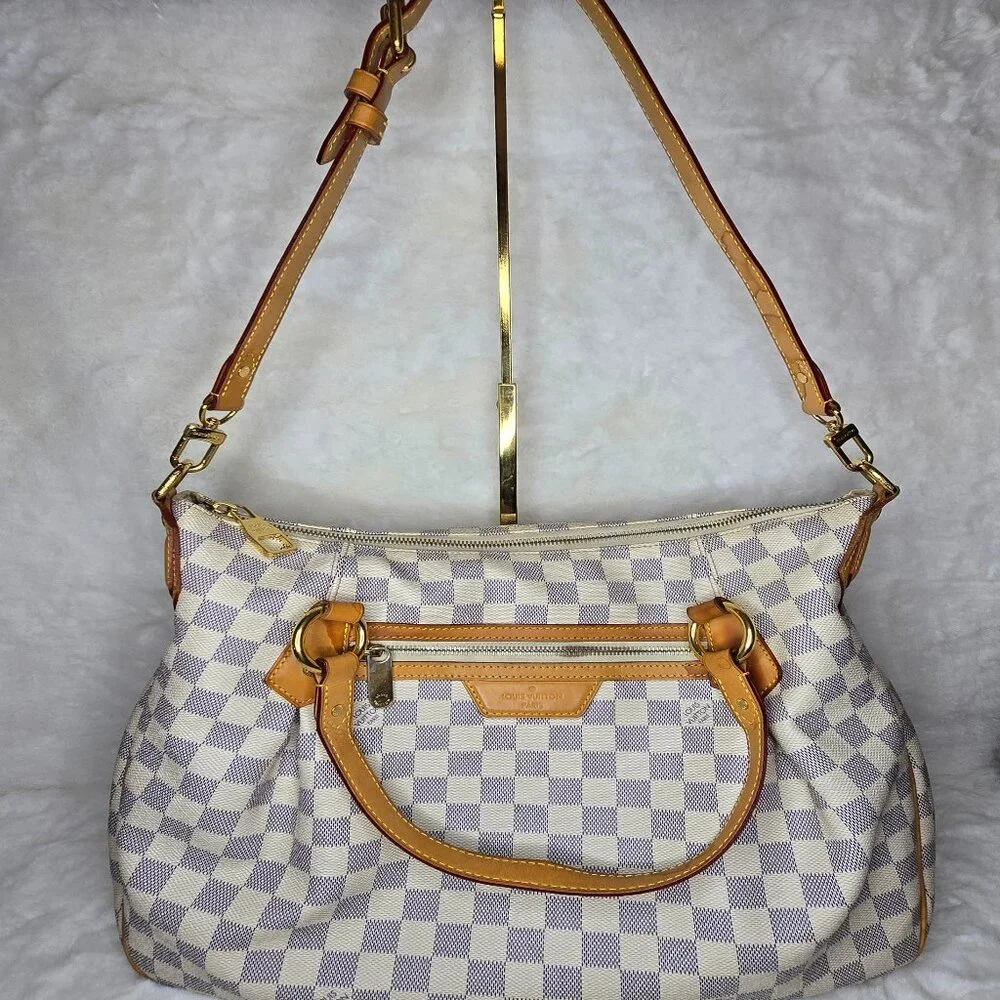 LOUIS VUITTON Azur Damier Evora MM